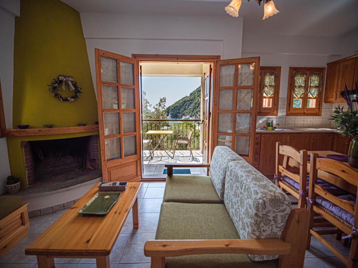Olive House In Damouchari With A Sea View - Delicious Houses Екстер'єр фото