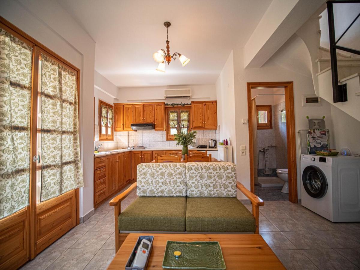 Olive House In Damouchari With A Sea View - Delicious Houses Екстер'єр фото